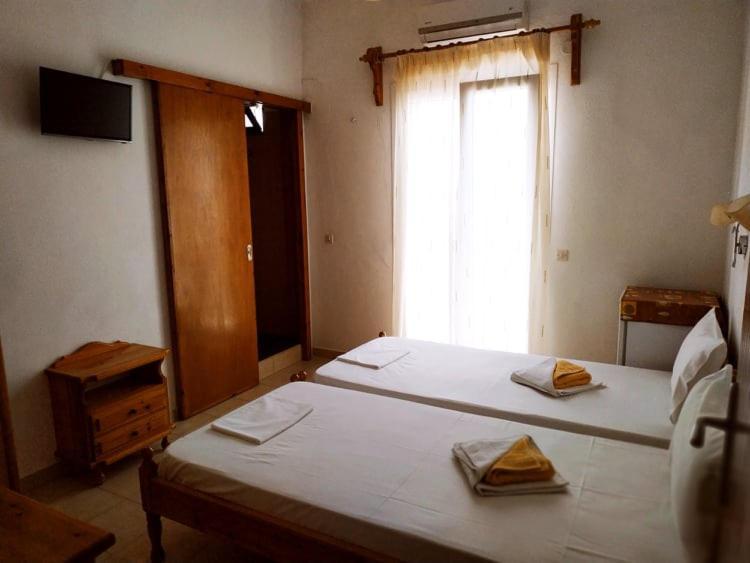 Pension Nikolas Skiathos Town Exterior photo