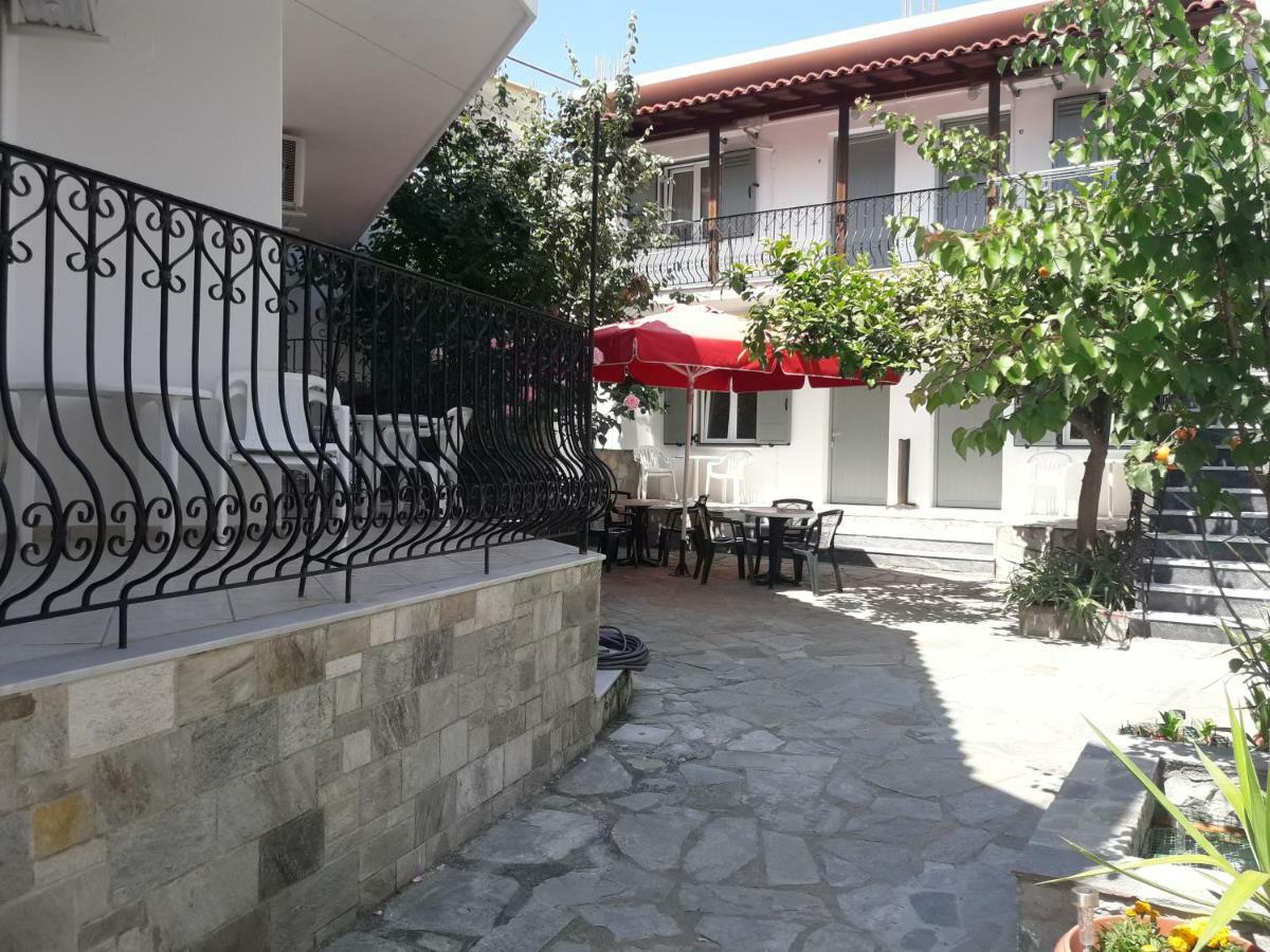 Pension Nikolas Skiathos Town Exterior photo