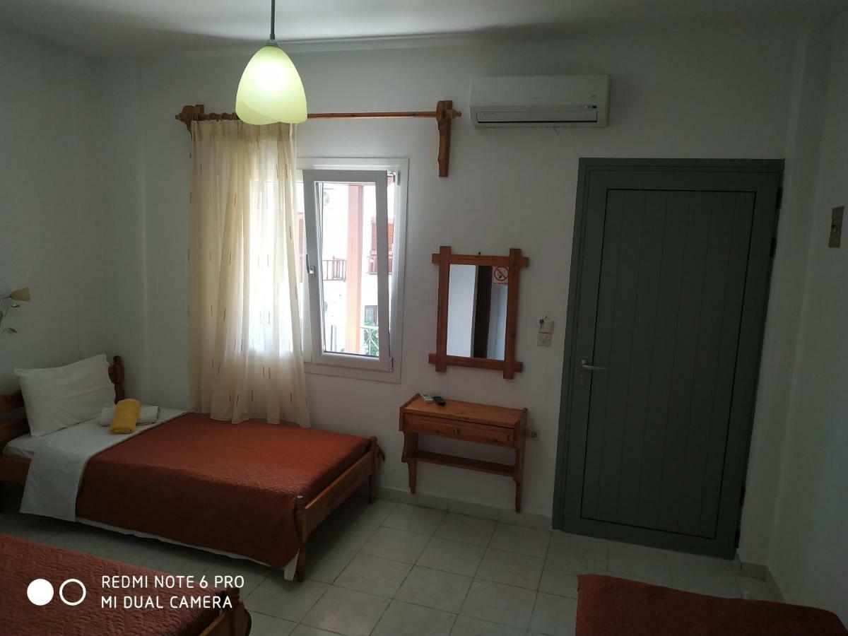 Pension Nikolas Skiathos Town Exterior photo