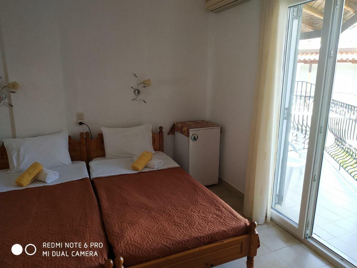 Pension Nikolas Skiathos Town Exterior photo